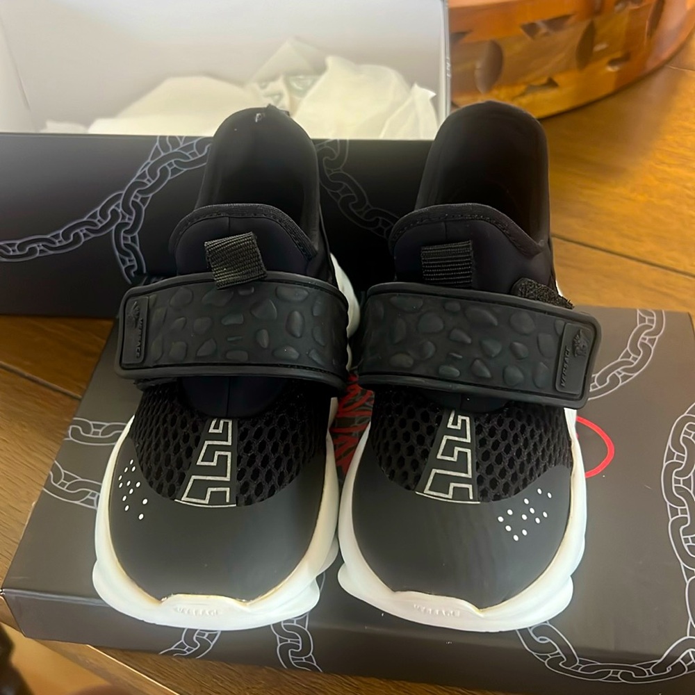 Versace toddler boy slip on sneakers. Size 8 toddler new never worn.